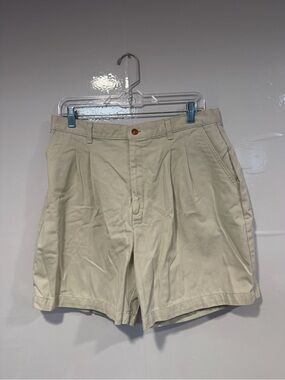 Chic by HIS Classic Pleated Cotton Shorts Beige Tan Womens Size 18